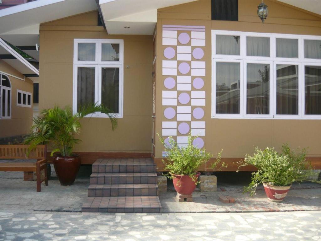 Kyi Tin Hotel Mandalay Bagian luar foto