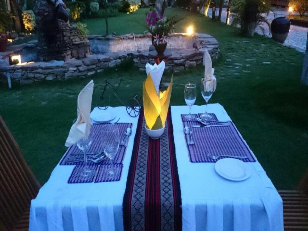 Kyi Tin Hotel Mandalay Bagian luar foto