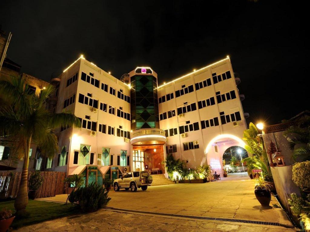 Kyi Tin Hotel Mandalay Bagian luar foto