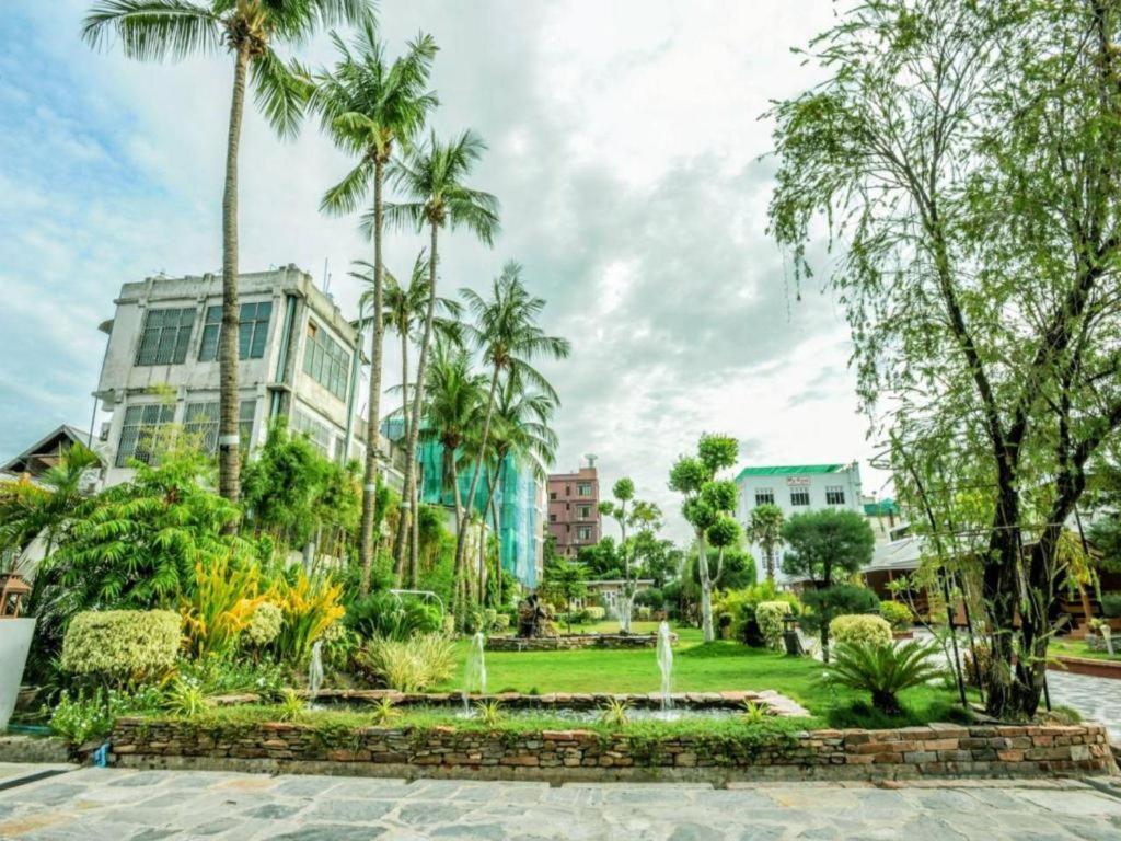 Kyi Tin Hotel Mandalay Bagian luar foto