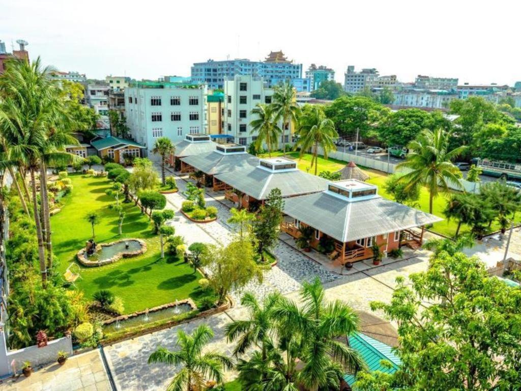 Kyi Tin Hotel Mandalay Bagian luar foto
