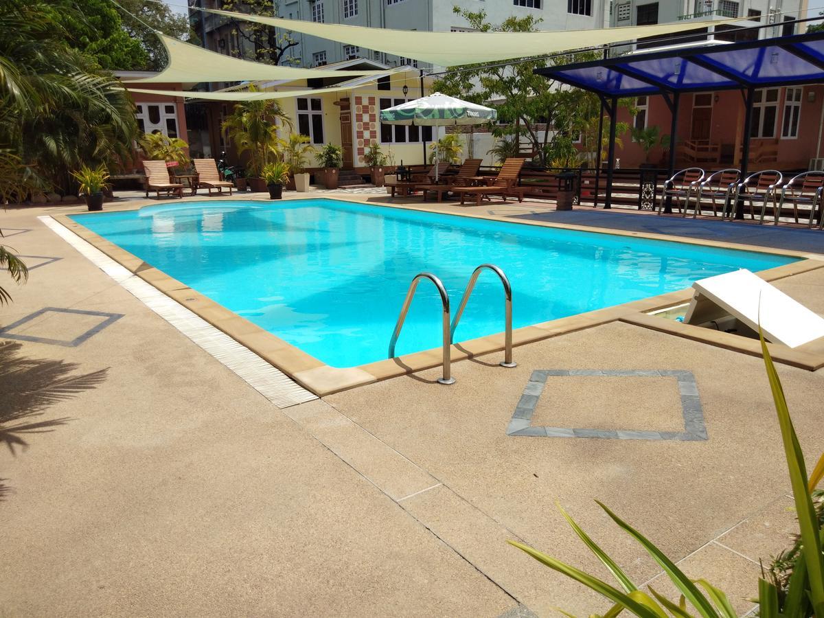Kyi Tin Hotel Mandalay Bagian luar foto