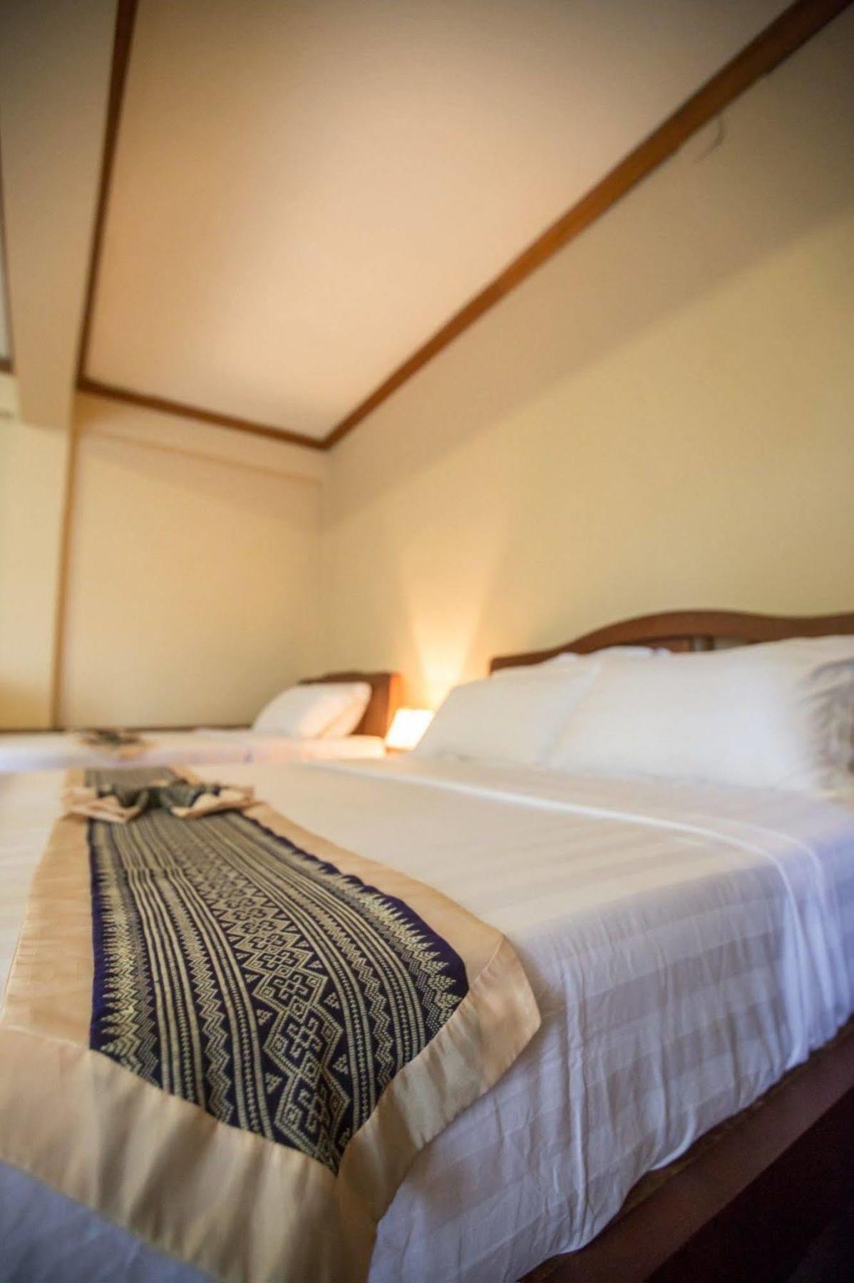 Kyi Tin Hotel Mandalay Bagian luar foto